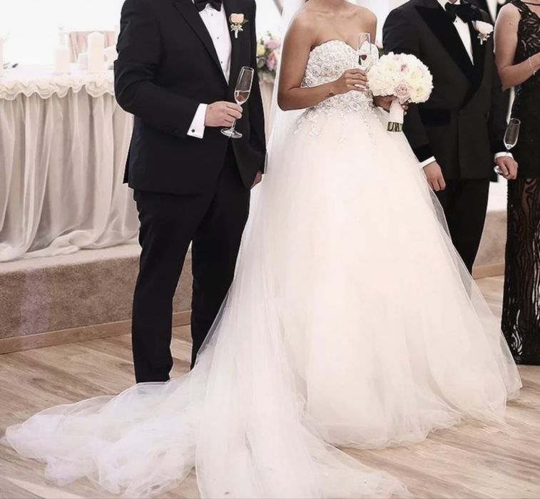 Rochie de mireasa deosebita loulou marimea S