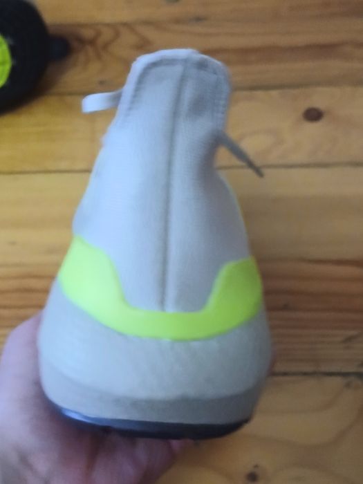 Маратонки ADIDAS Bost