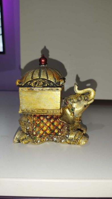 Cutie bijuterii model elefant