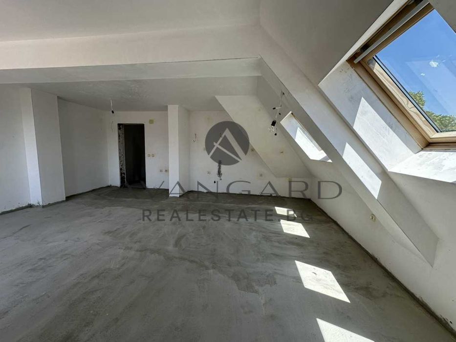 Продава се Тристаен апартамент в Пловдив, Център - 130 кв.м за 1847 €/кв.м - Снимка #1