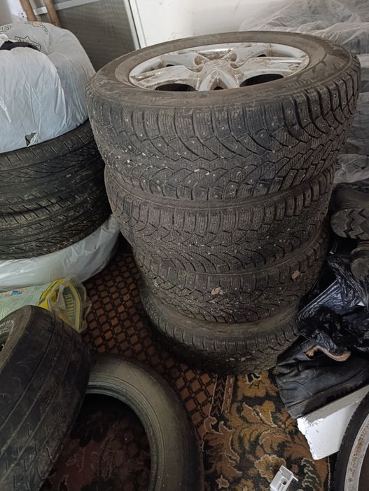 От Тойота Камри диск шины