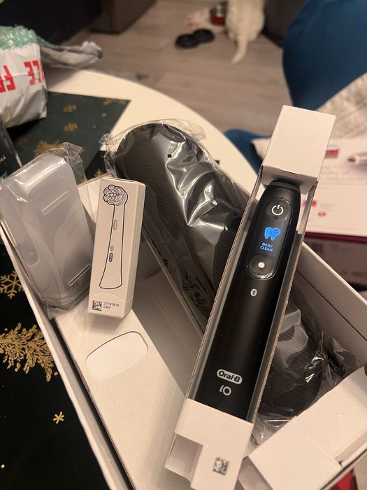 Model iO Series 6 – tehnologie de ultimă generație NOUA sigilata