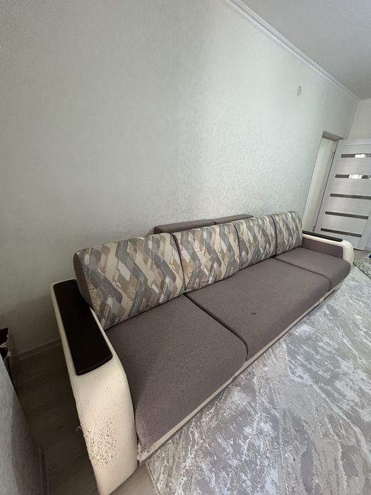 Диван для реставрации