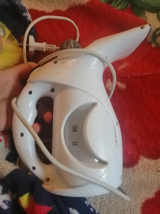 Утюг паровой новый