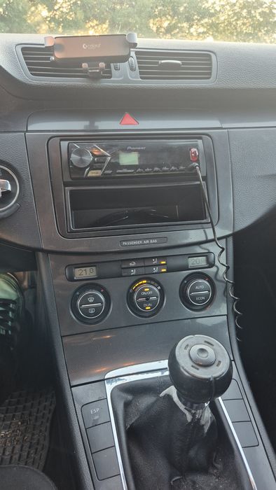 VOLKSWAGEN Passat 2006 — imagine 4