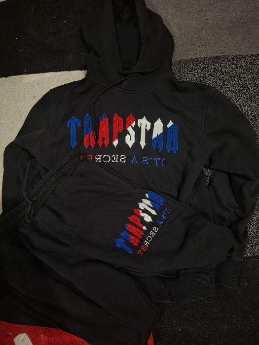 Trapstar екип S/M размер