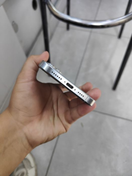 iPhone 16 Pro Max 256Gb