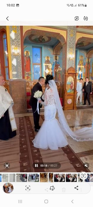 Rochie de mireasa tip sirena