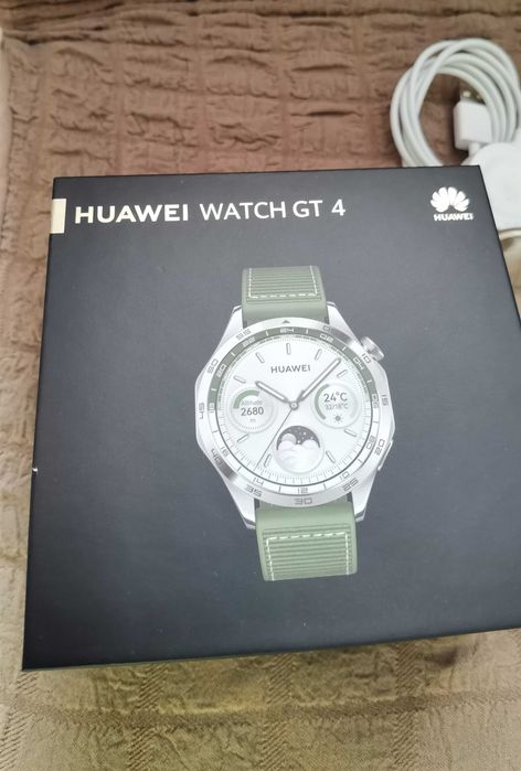 Продавам Huawei watch GT 4