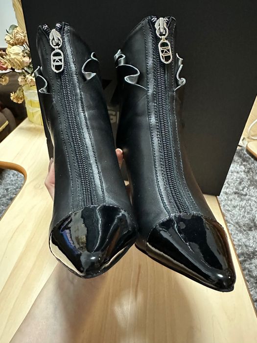 Vand botine Karl Lagerfeld piele naturala negre