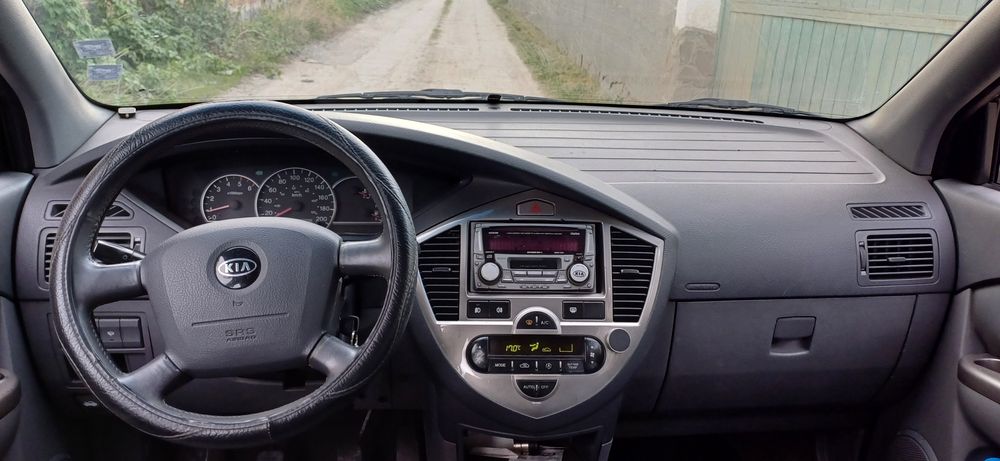 Киа Каренс 2/ Kia Carens CRDI 113 к.с. 16 V на части
