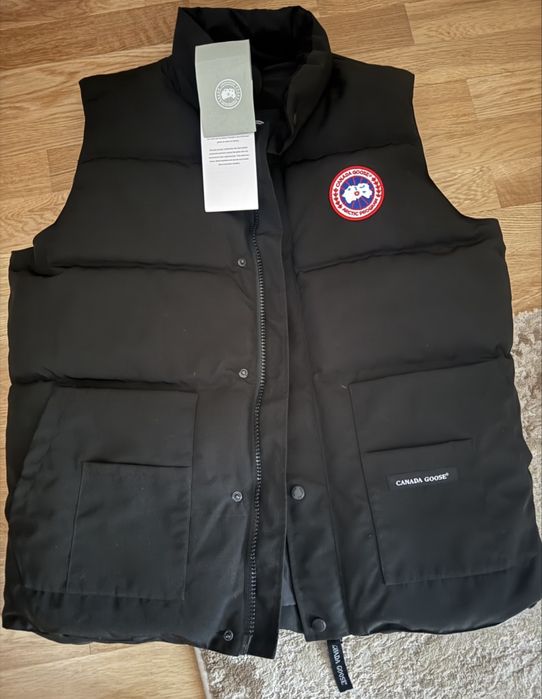 Vesta Canada Goose