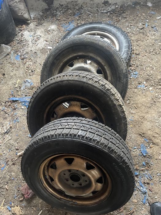Продам диски с резиной 185,70,14