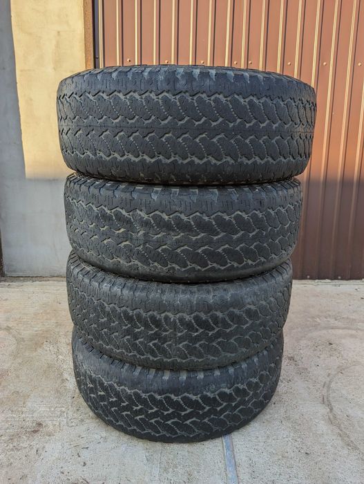 Продам летние шины 245/65/17 - 4500 тг.