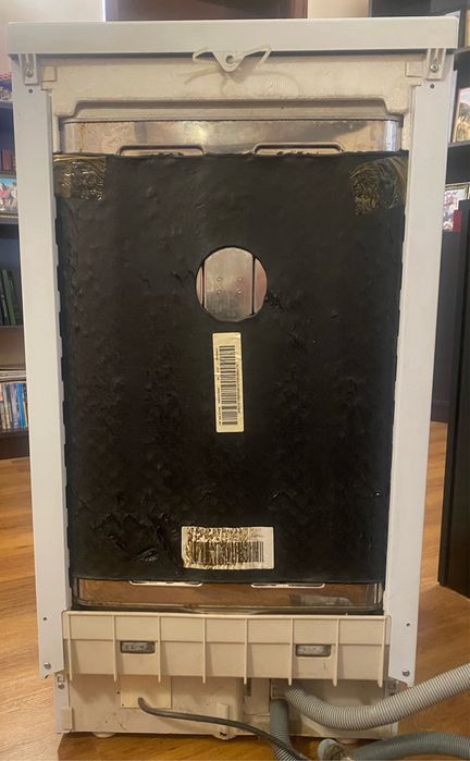 Продавам съдомиялна Hotpoint Ariston