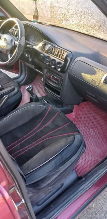 Продам автомобиль форд ескорт