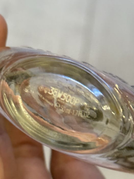 Пустой флакон духов diesel