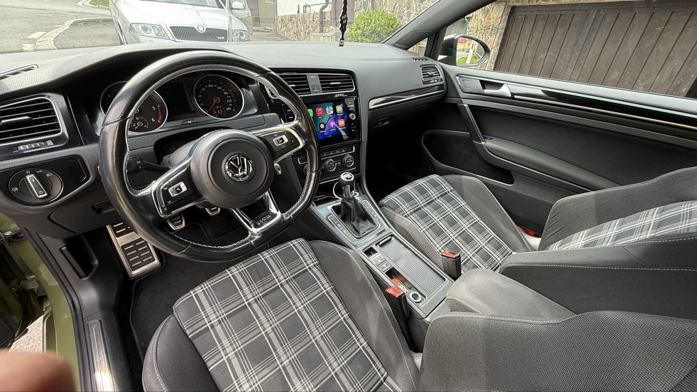 VOLKSWAGEN Golf 2013 — imagine 4