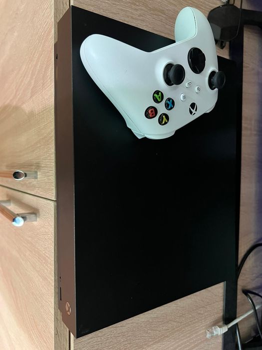 Xbox oan X 1 Tb + maneta + cablu HDMI