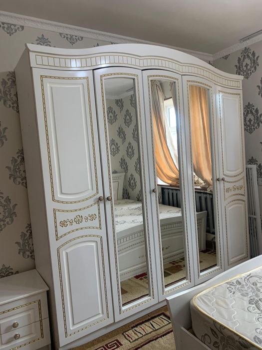 Спальная гарнитура