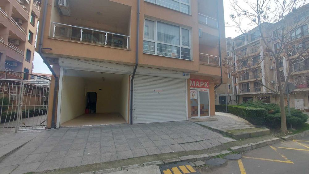 Продава се Четиристаен апартамент в Поморие - 160 кв.м за 1375 €/кв.м - Снимка #18