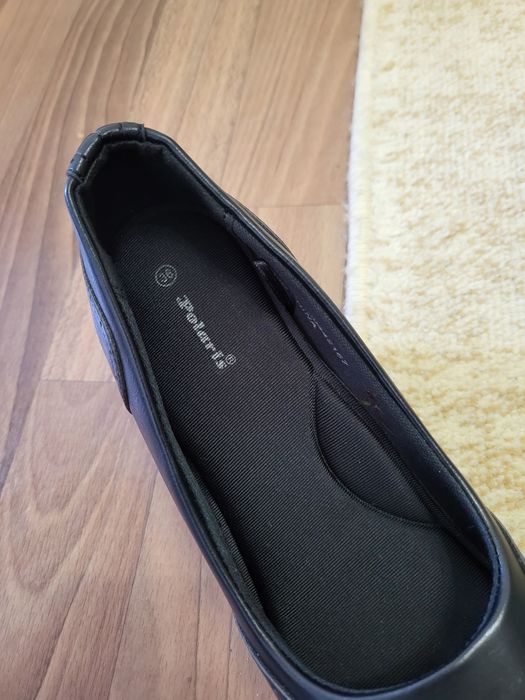 Продам женские туфли