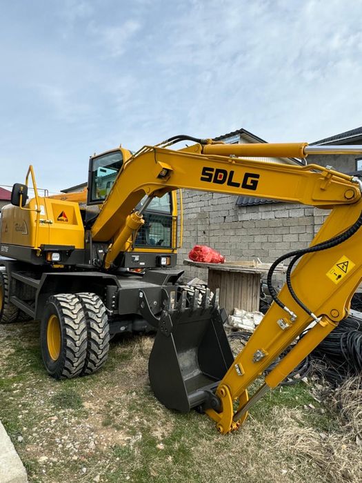 Услуги экскаватора SDLG