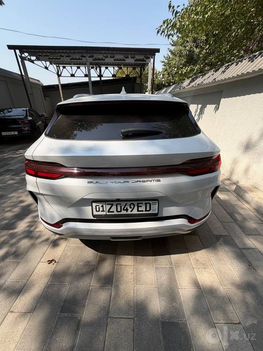 Srochno BYD Song Plus Champion Flagship Plus 605 km full 2024 sotiladi