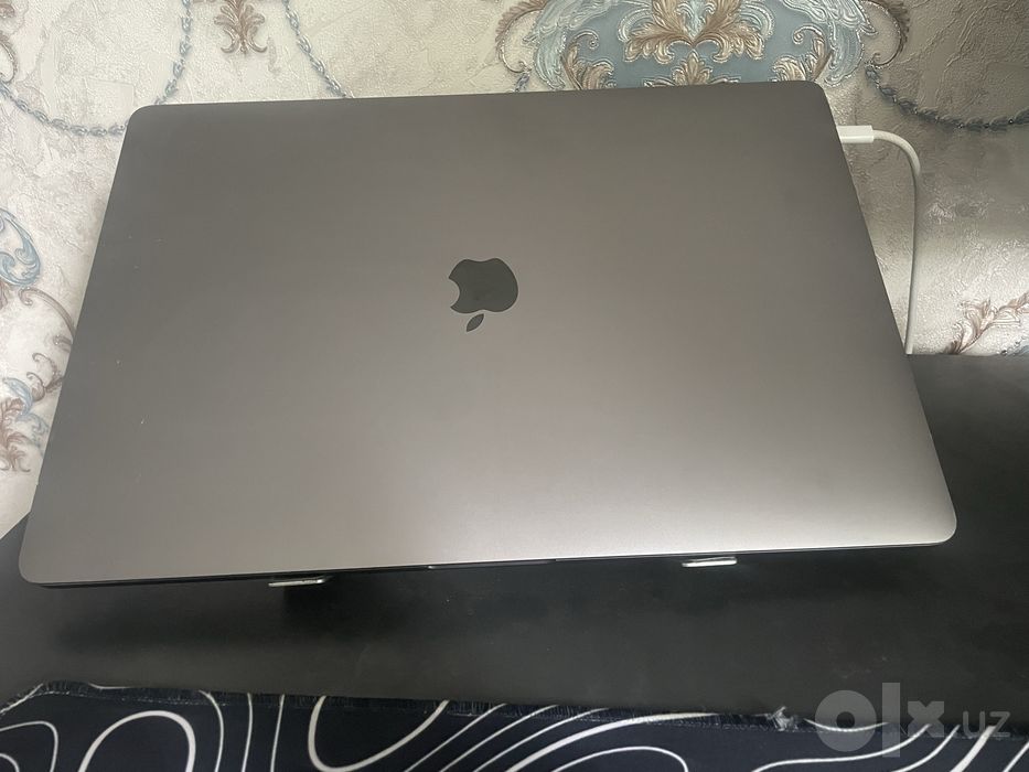 Macbook pro i9 16/1tb