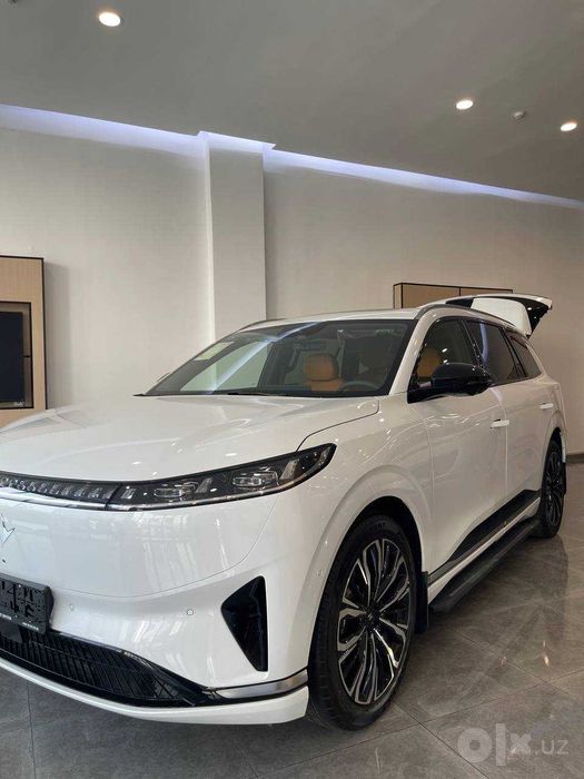 Dongfeng 008 Restayling