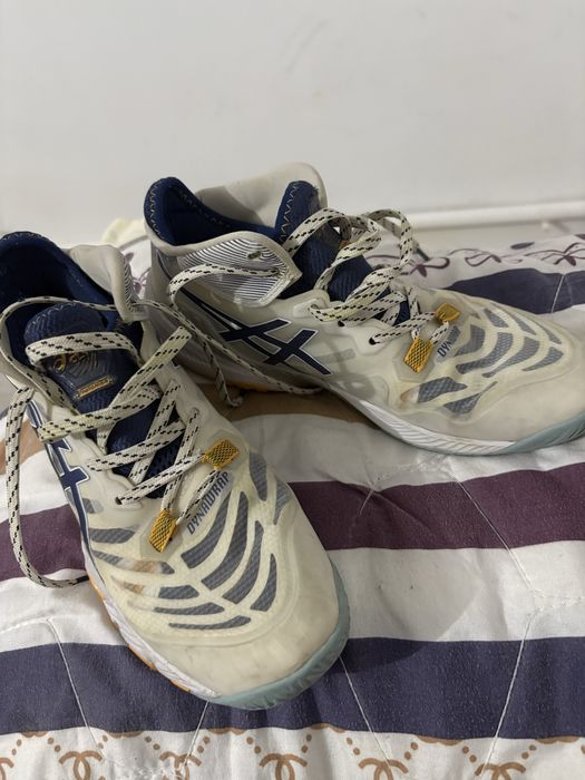 Крассовки asix metorise