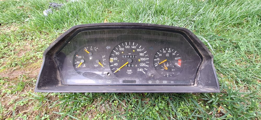 Части за мерцедес 190 и 124