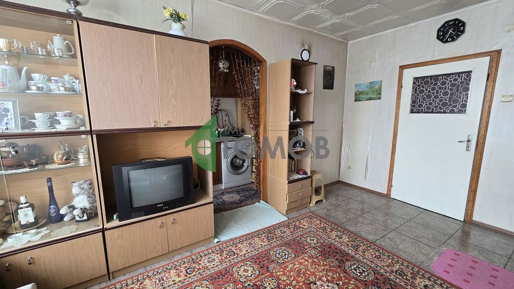 Компактен едностаен апартамент в кв. Три чучура-юг