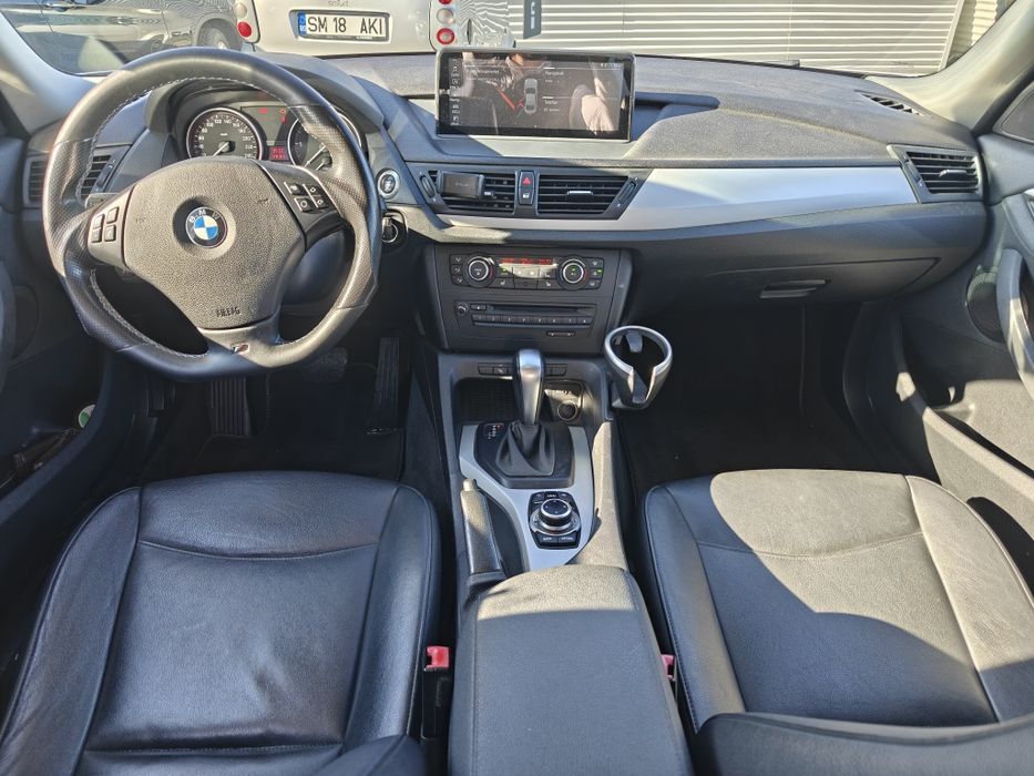 Vând BMW X1 Xdrive