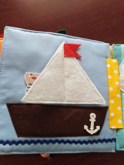 Тиха книжка Монтесори за най-малките