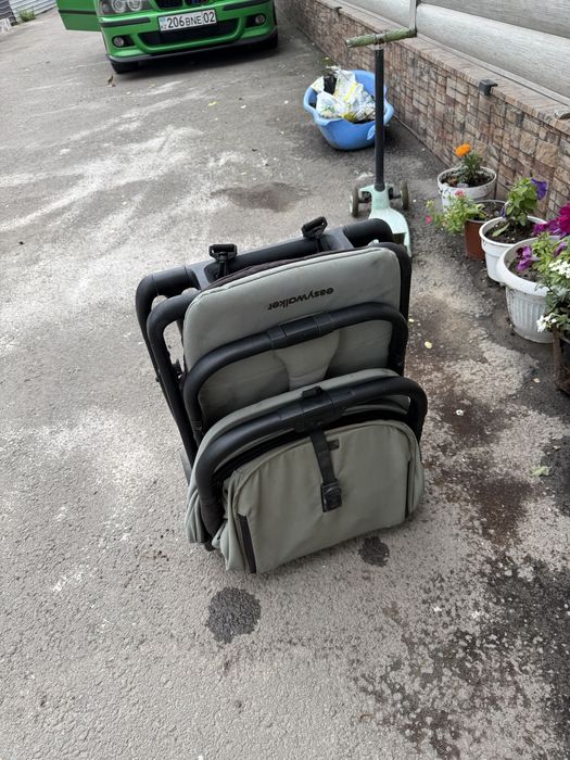 Коляска детская easywalker