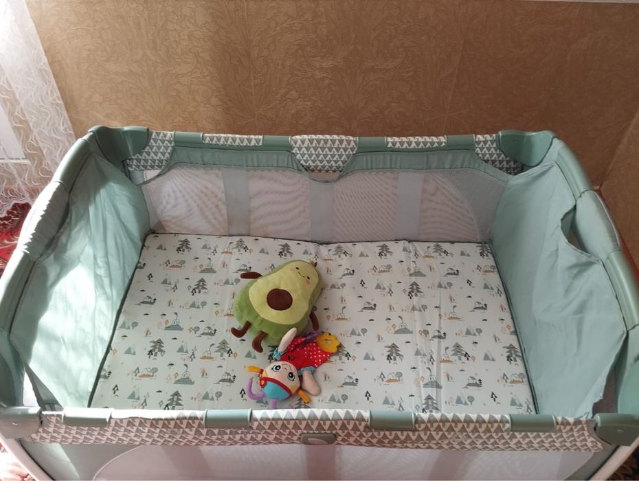 Манеж-кровать