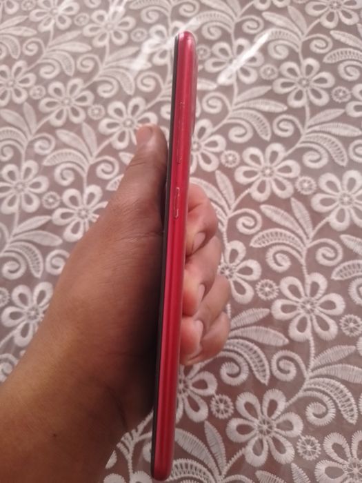 Samsung Galaxy A11 red