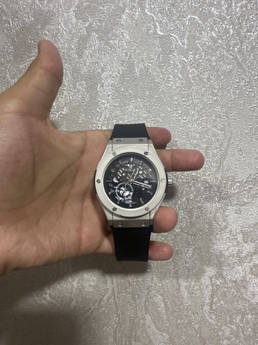 Hublot big bang .
