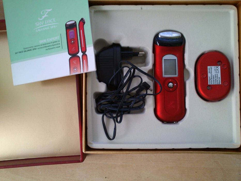 Уред за лице sky face galvanic spa+
