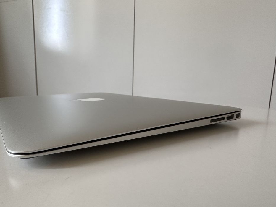 MacBook Air 13 inch, 2014