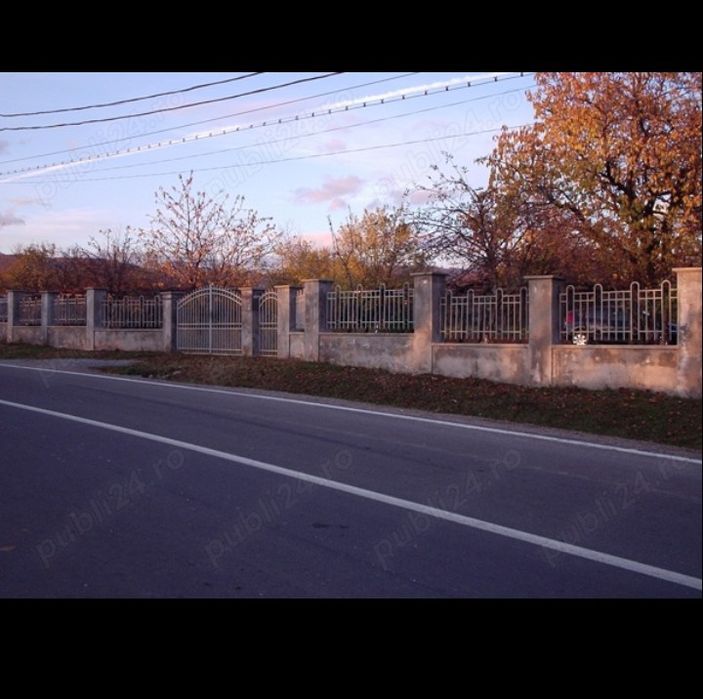 Teren intravilan / casa