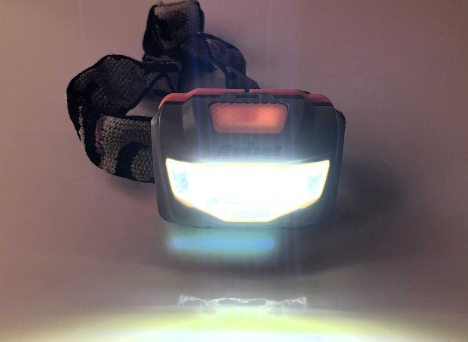 Lanterna de cap cu LED-uri Rebel noua