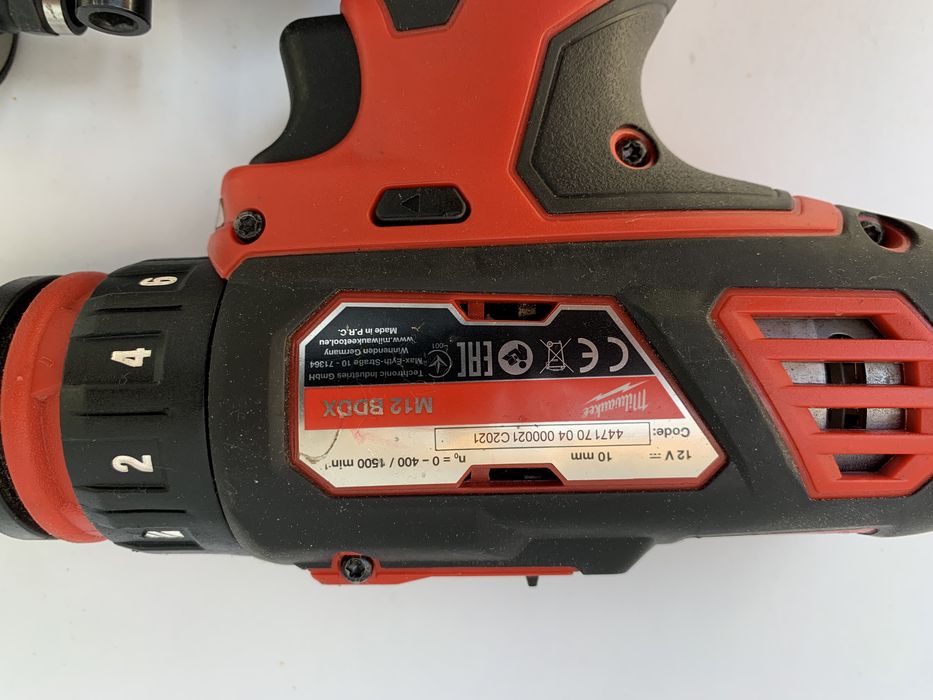 Milwaukee M12 BDDX/ винтоверт с 3 бързо сменяеми глави/+ батерия 2ah.,