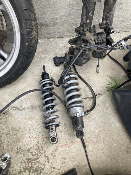dezmembrez BMW r1150rt