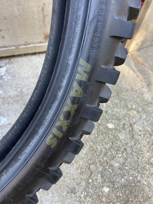 Предна Гума За Крос/Ендуро Maxxis 80/100-21
