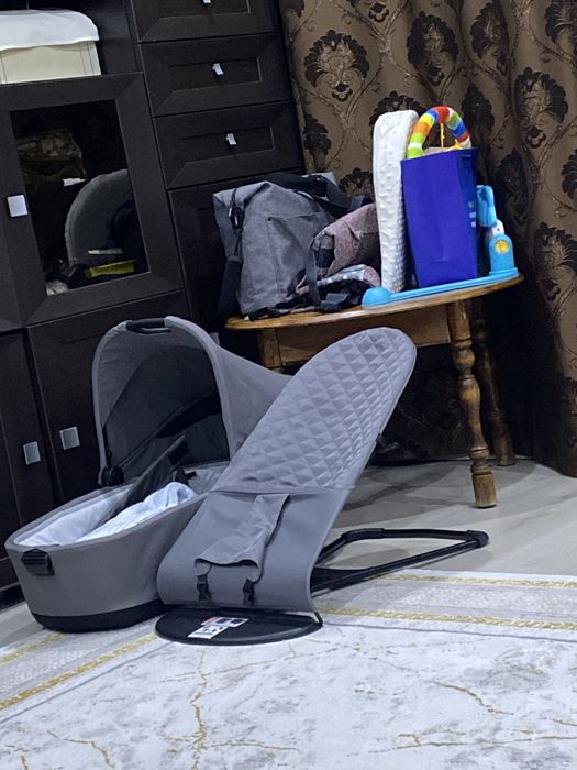 Продам шезлонг