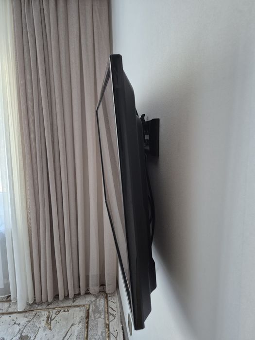 Продам телевизор LG