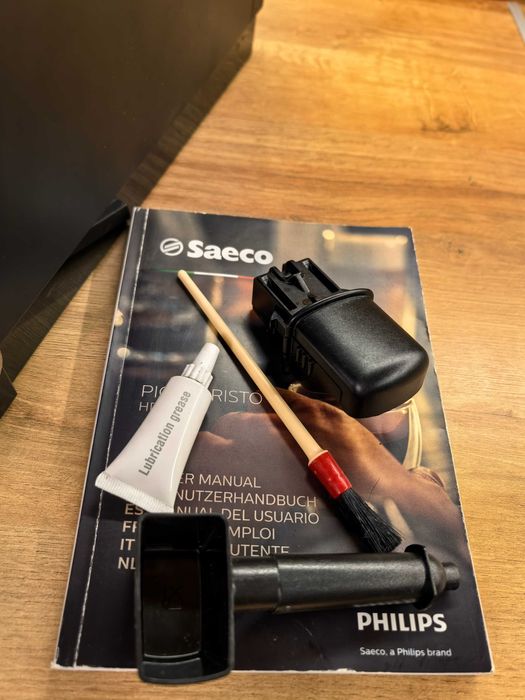 Saeco PikoBaristo black  - внос от Австрия , с БГ меню