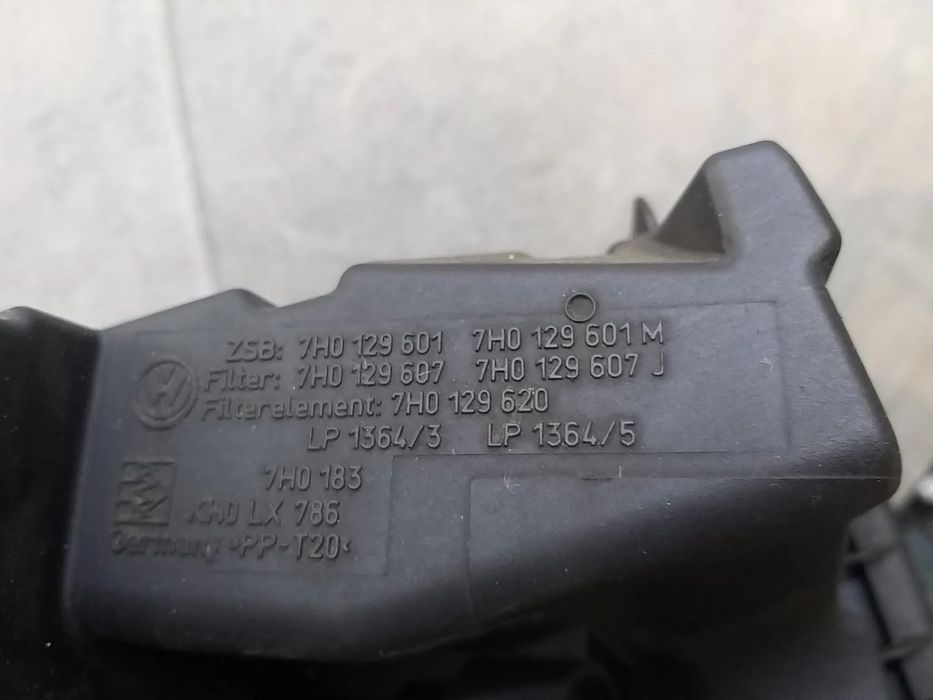 Carcasa filtru aer 1.9 tdi vw transporter t5 7h 7h0129601 7h0129607